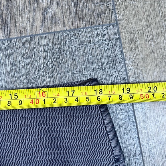 Banana Republic Knee Length Modest Gray Pencil Skirt Size 14 - Picture 3 of 8